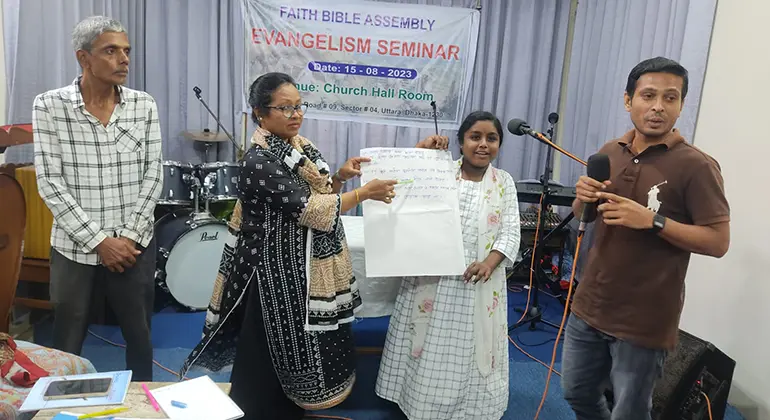 Träna människor för församlingsplantering 2023 Bangladesh Faith Bible Church